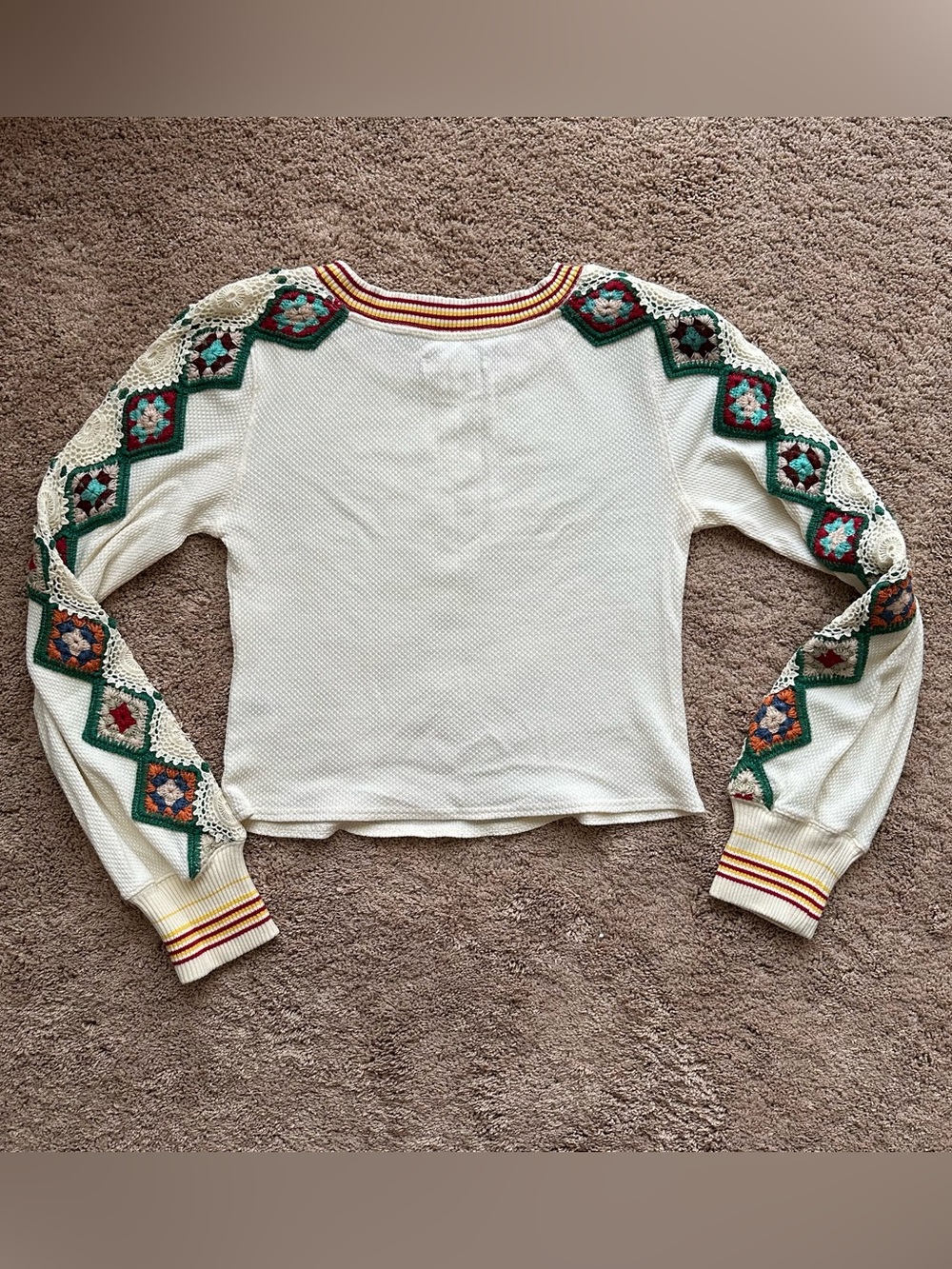 FREE PEOPLE Cream Crochet-Sleeve Thermal Top - Picture 5 of 7